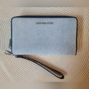 NWT Michael Kors Denim Jet Set Travel Multifuntion Large Phone Wallet